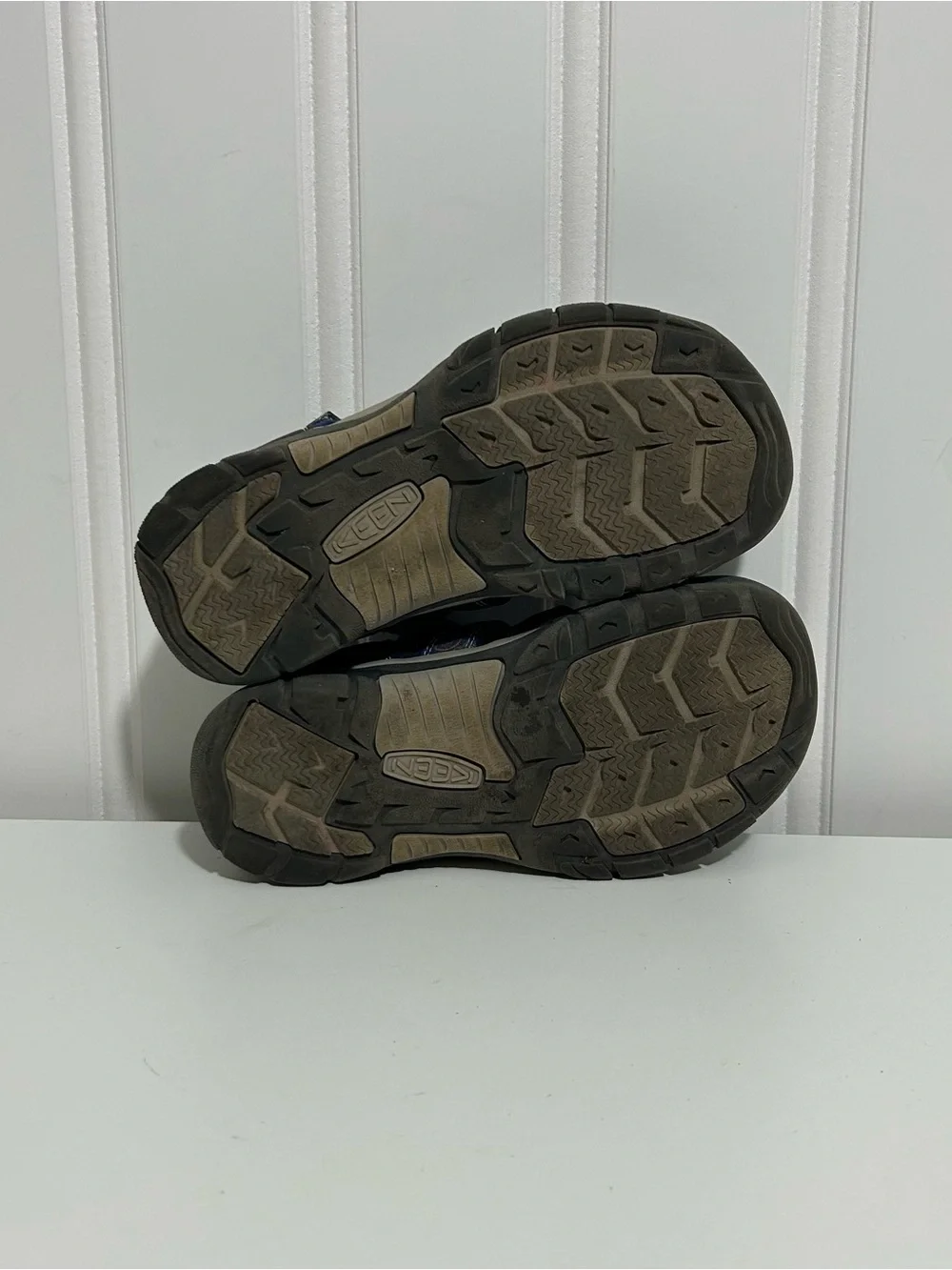 Keen Newport Kids Navy Blue Sandals with Orange Accents Smokey the bear